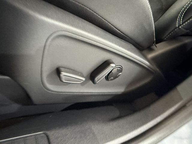 FORD福特 KUGA  第13張相片