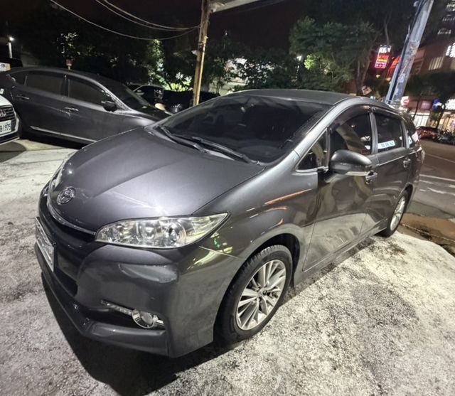 TOYOTA豐田 WISH  第6張相片