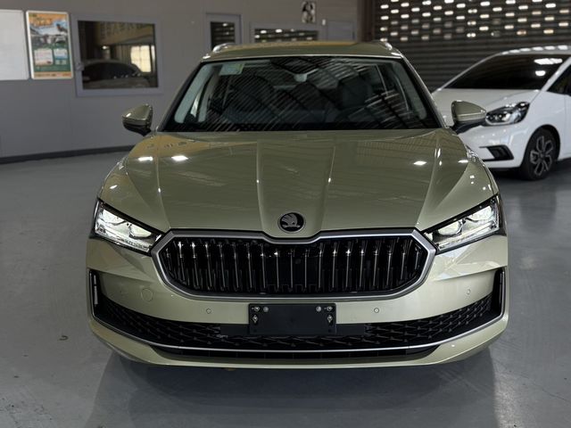 SKODA司科達 SUPERB COMBI  第3張相片