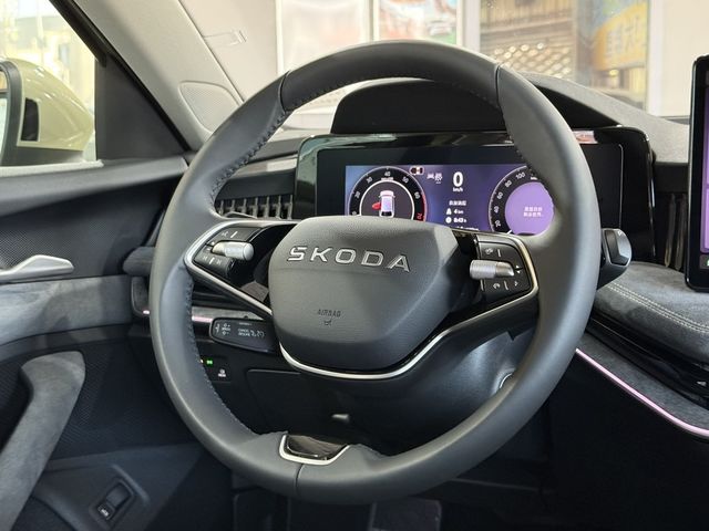 SKODA司科達 SUPERB COMBI  第6張相片