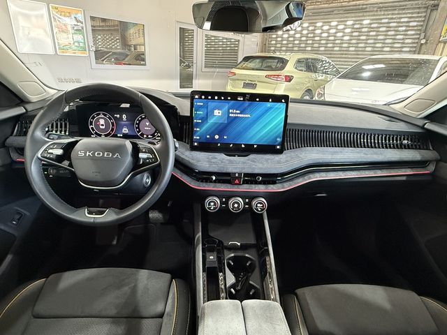 SKODA司科達 SUPERB SEDAN  第3張相片