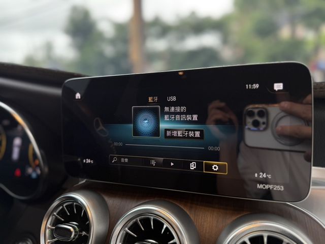 M-BENZ賓士 GLC300  第10張相片