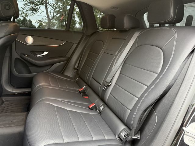 M-BENZ賓士 GLC300  第13張相片