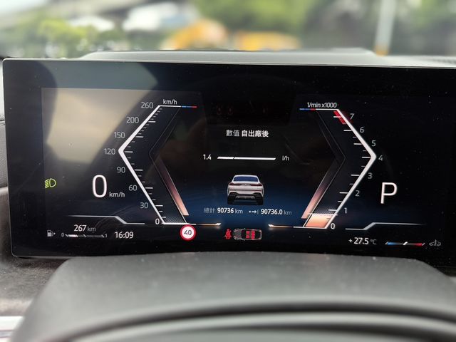 BMW寶馬 X6 XDRIVE40I  第7張相片