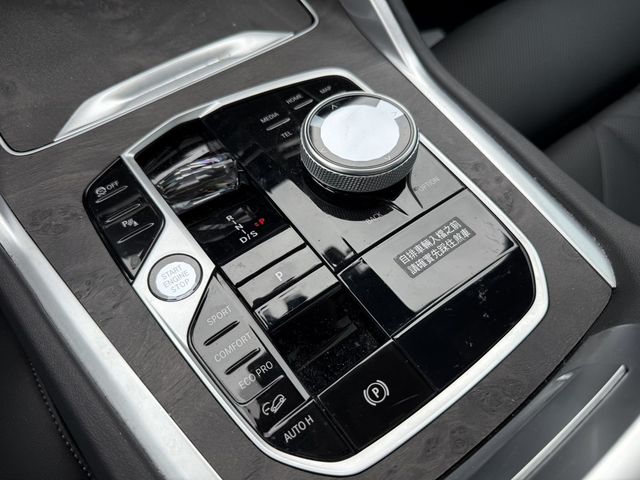 BMW寶馬 X6 XDRIVE40I  第11張相片
