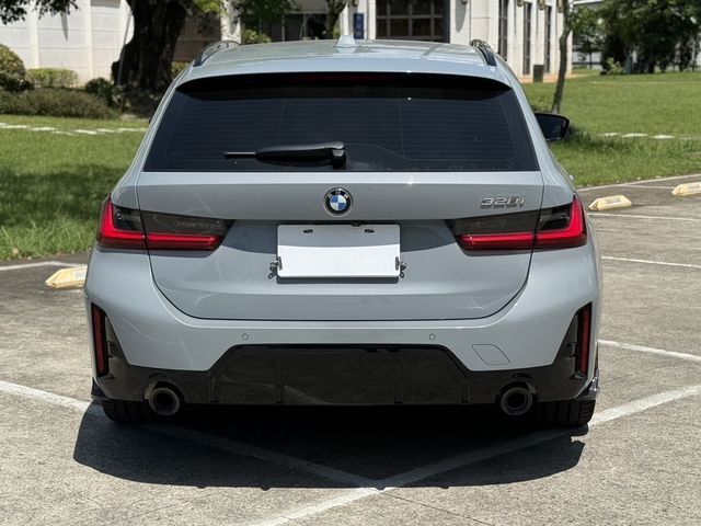 BMW寶馬 320I TOURING  第4張相片