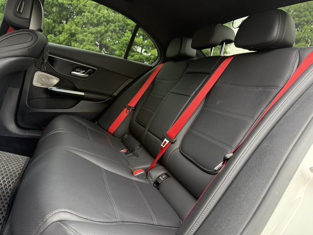 M-BENZ賓士 C200  第6張相片
