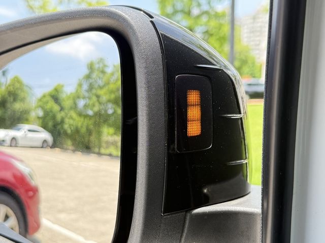 VOLKSWAGEN福斯 CADDY  第9張相片