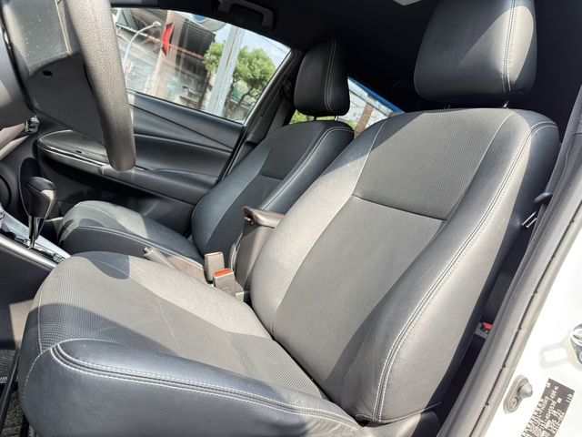 TOYOTA豐田 YARIS  第3張相片
