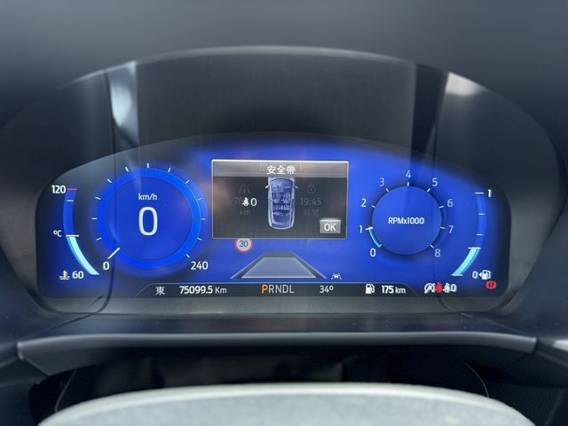 FORD福特 KUGA  第8張相片