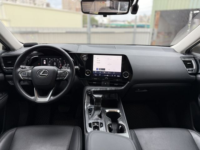 LEXUS凌志 NX200  第5張相片