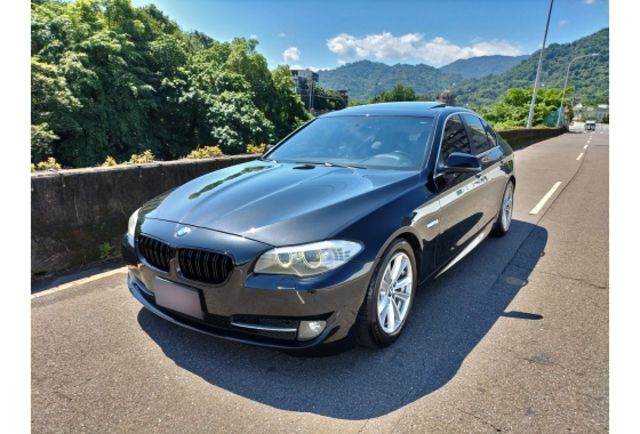 BMW 523i 認證車  第1張相片