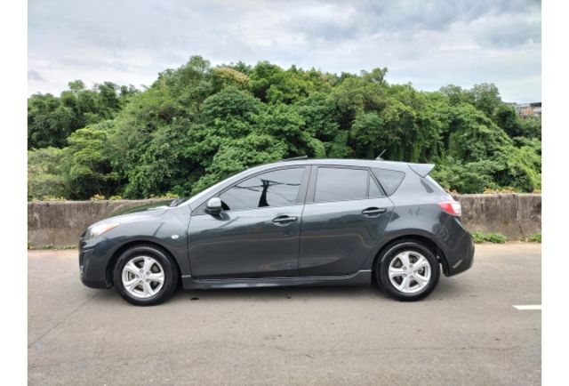 MAZDA3 1.6 一手女用車 原鈑件 安卓影音  第2張相片