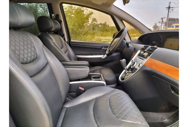 LUXGEN 7 MPV  第4張相片