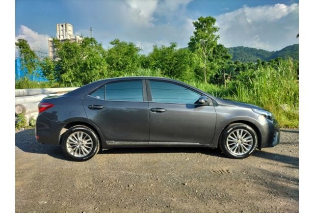 Toyota ALTIS  第2張相片