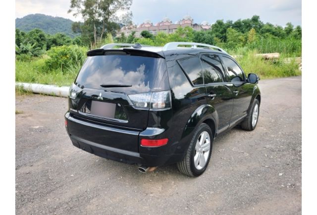 Mitsubishi OUTLANDER  第2張相片