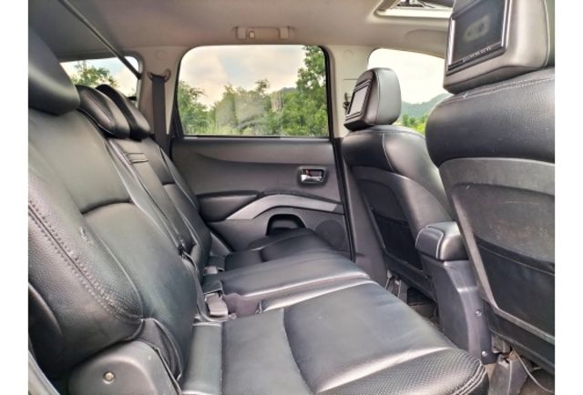 Mitsubishi OUTLANDER  第6張相片