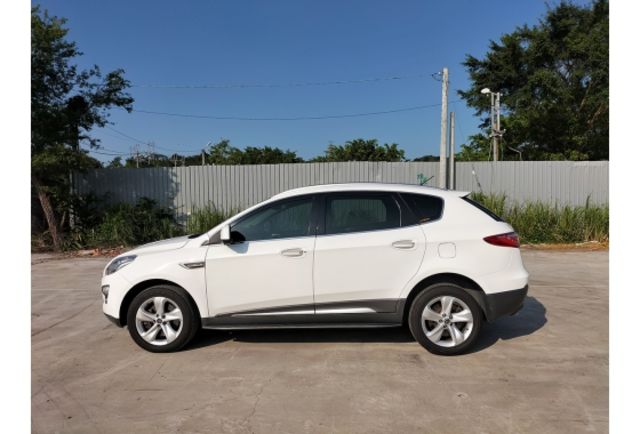 2015 納智捷 U7 ECO 旗艦版  第2張相片