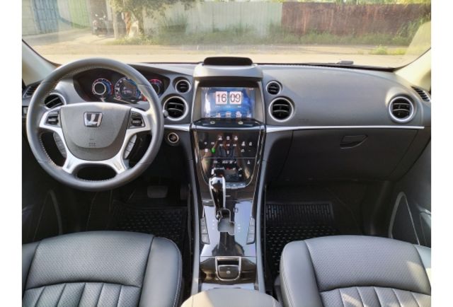 2015 納智捷 U7 ECO 旗艦版  第7張相片