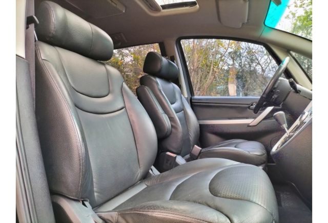 LUXGEN M7 七人座 原鈑件  第4張相片