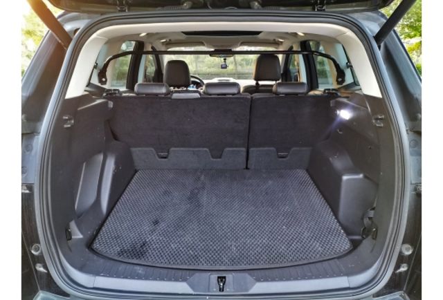 KUGA 2.0 旗艦版 原鈑件 車況好  第9張相片