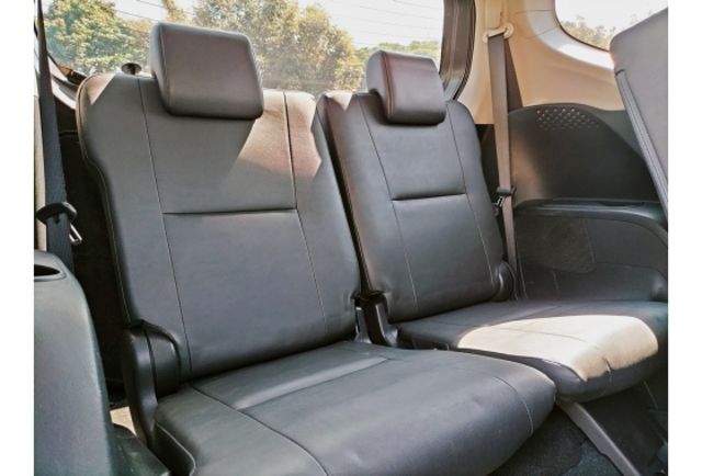 SIENTA 1.8 七人座 豪華版 原鈑件  第8張相片