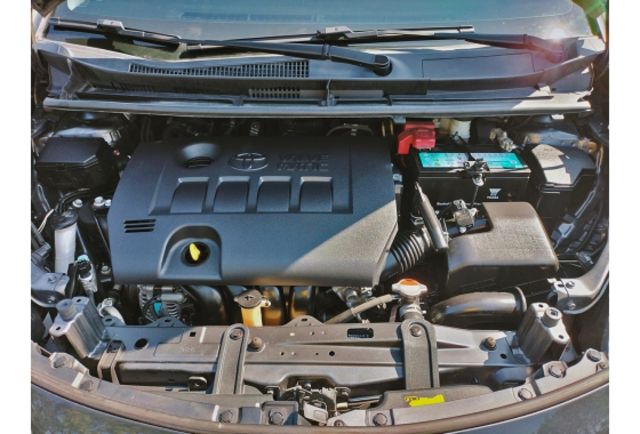 SIENTA 1.8 七人座 豪華版 原鈑件  第9張相片