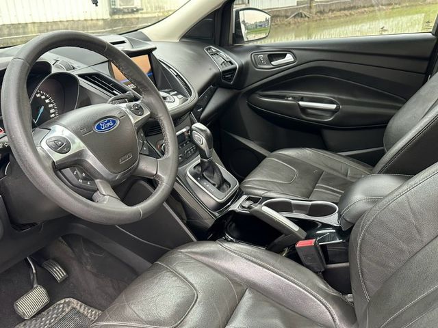 KUGA  第19張相片