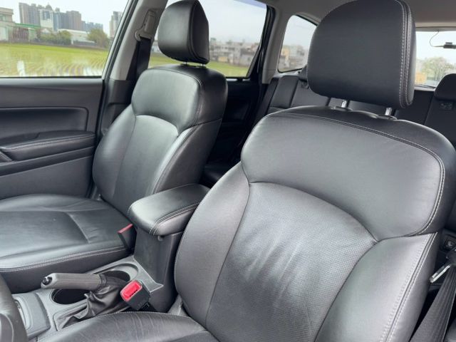 FORESTER  第12張相片