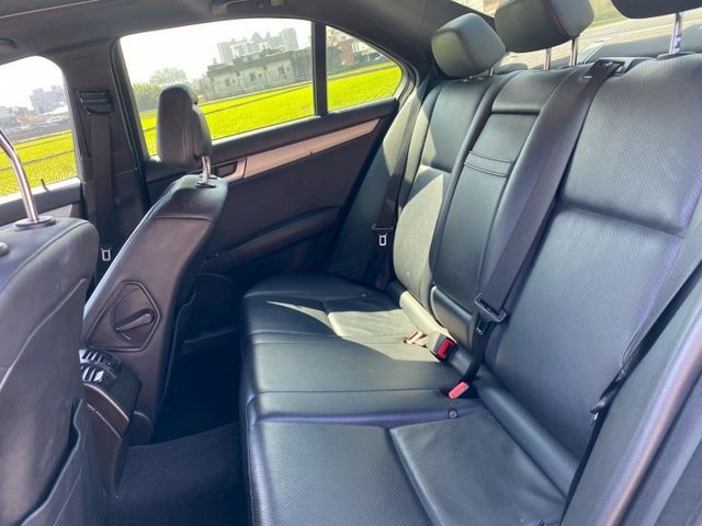 C-CLASS SEDAN W204  第11張相片