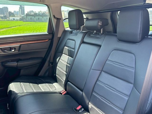 CR-V  第10張相片