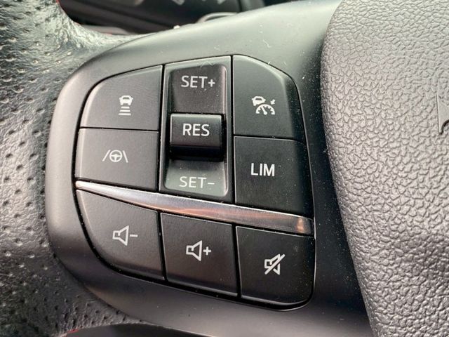 KUGA  第6張相片