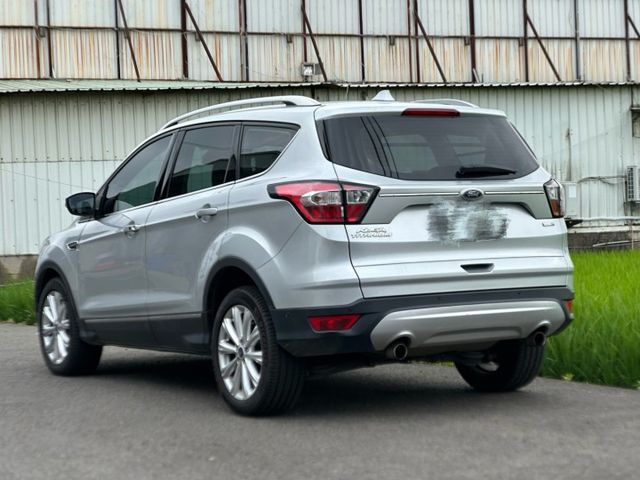 KUGA  第3張相片