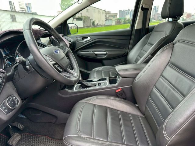 KUGA  第9張相片