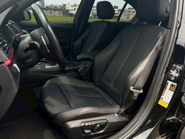 3 SERIES SEDAN F30  第10張相片
