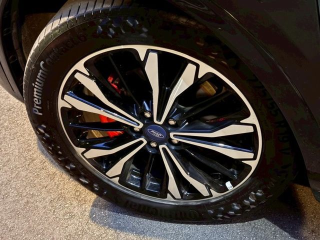 KUGA  第5張相片