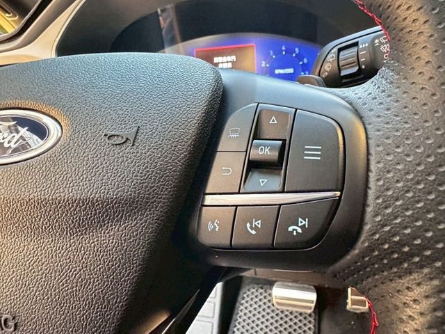 KUGA  第7張相片