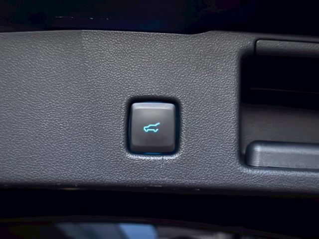 KUGA  第12張相片