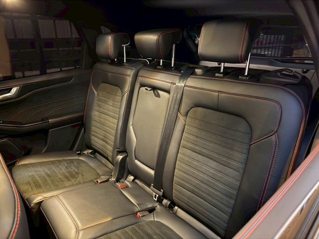 KUGA  第14張相片