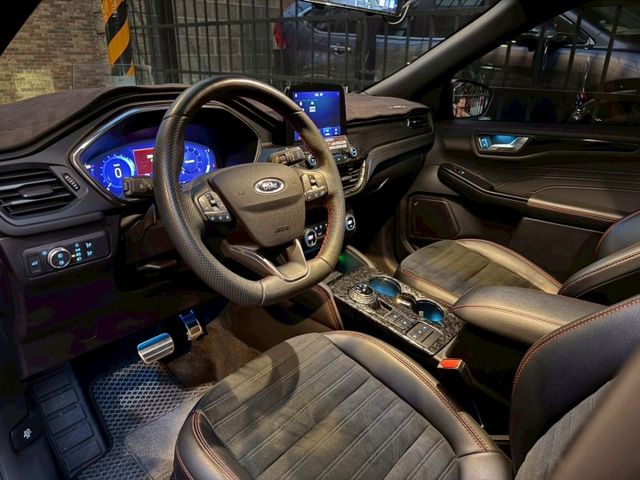 KUGA  第16張相片