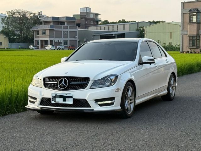 C-CLASS SEDAN W204  第2張相片
