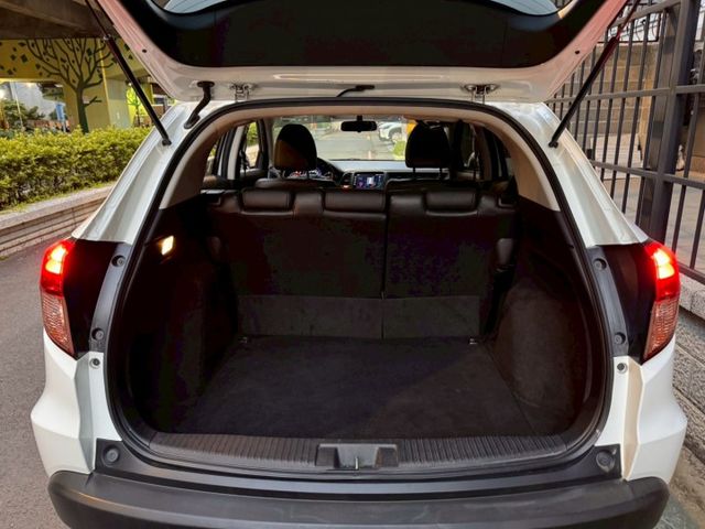 HR-V  第4張相片