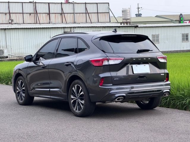 KUGA  第3張相片