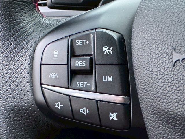 KUGA  第9張相片