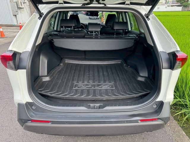 RAV4  第4張相片