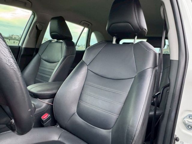 RAV4  第19張相片
