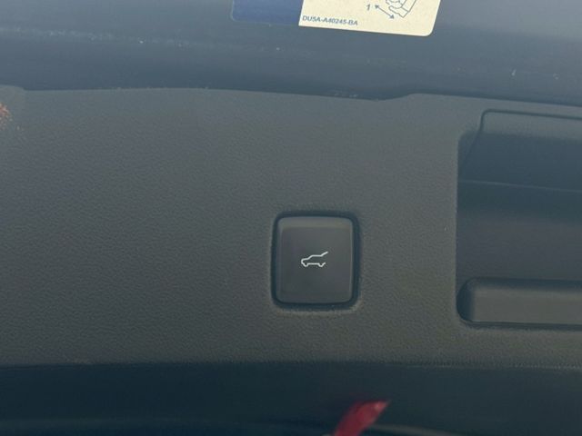 KUGA  第7張相片