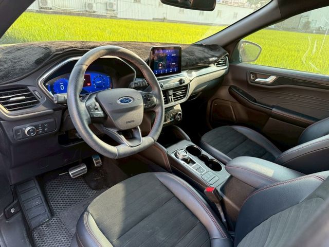 KUGA  第16張相片
