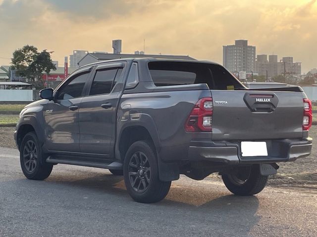 HILUX  第3張相片