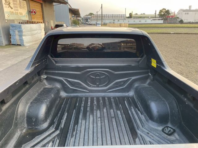 HILUX  第4張相片